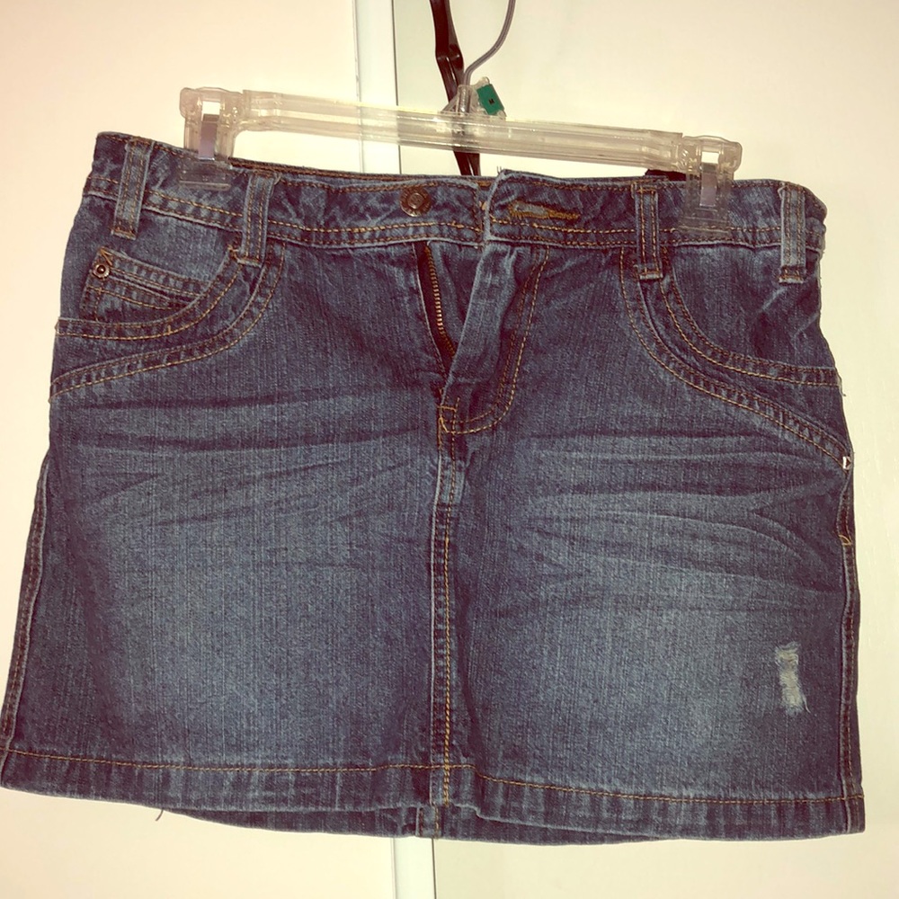 Girls super cute denim skirt